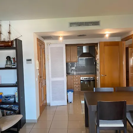 Moll Con Piscina Apartment *