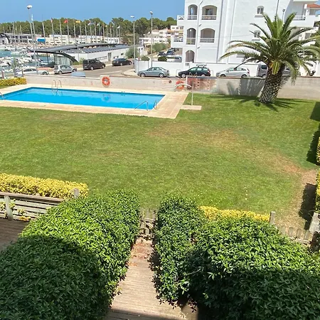 Moll Con Piscina Apartment *